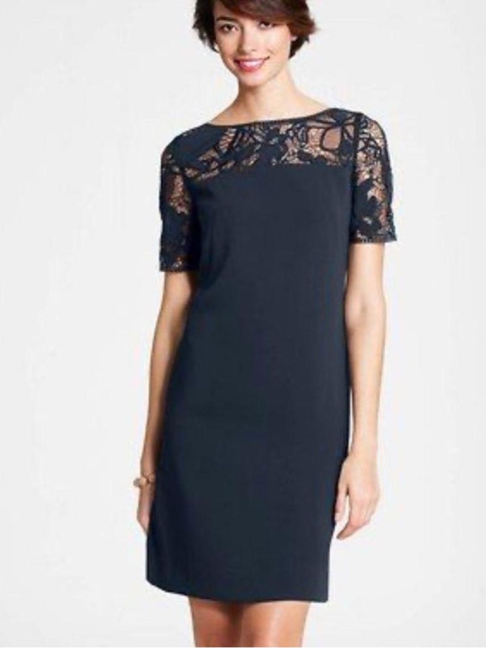 Ann Taylor Navy Blue Lace Yoke Shift Dress Short Sleeve Size 2 Cocktail Mini